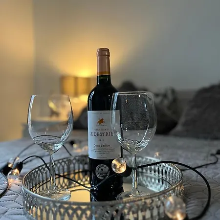 Comfortable Near Manufaktura Free Parking Apartament