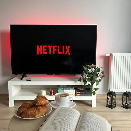 Διαμέρισμα Comfortable Near Manufaktura Free Parking Λοτζ