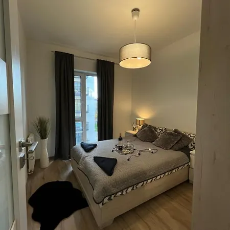 Διαμέρισμα Comfortable Near Manufaktura Free Parking